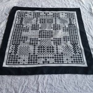 Classic Eileen Wood scarf